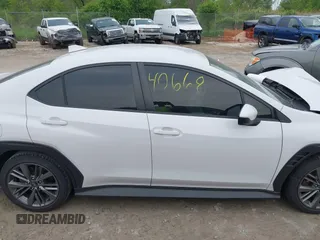 2024 Subaru Crosstrek Premium с VIN JF2GUADC3R8276489, выставлен на аукционе IAAI как лот 42340668 с пробегом 37 061 миль миль и . История ставок и продаж доступна на DreamBid. Изображение 14.