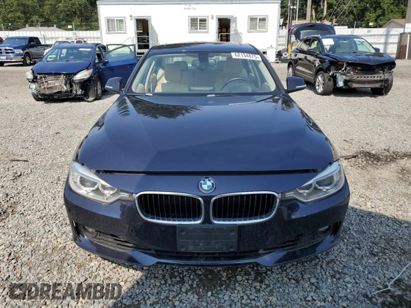 2013 BMW 3 Series 328i xDrive with VIN WBA3B5C55DF595066, listed as a Copart auction lot 62134875 with 98,822 mi miles and Clean title. Bid and sale history available at DreamBid. Image 5.