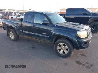 2006 Toyota Tacoma PreRunner z VIN 5TETU62N36Z234140, wystawiony jako IAAI lot #41061240 z przebiegiem 229 094 mil mil oraz . Historia ofert i sprzedaży dostępna na DreamBid. Obrazek 1.