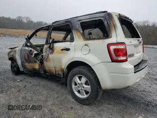 2011 Ford Escape XLT with VIN 1FMCU0D77BKA34304, listed as a Copart auction lot 43464245 with 0 mi miles and Non Repairable. Bid and sale history available at carsss.com. Image 2.