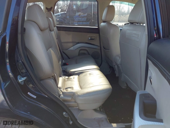 2010 Mitsubishi Outlander GT with VIN JA4JT5AX3AZ015815, listed as a IAAI auction lot 41517180 with 122,020 mi miles. Bid and sale history available at carsss.com. Image 8.