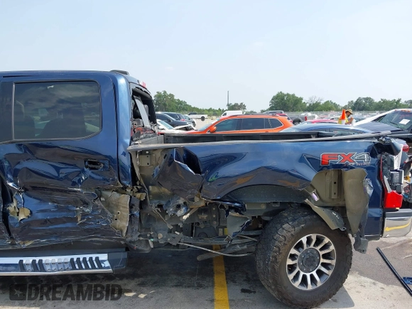 2020 Ford F-250 XL z VIN 1FT7W2BT5LEE94346, wystawiony jako IAAI lot #42275263 z przebiegiem 123 343 mil mil oraz . Historia ofert i sprzedaży dostępna na DreamBid. Obrazek 18.
