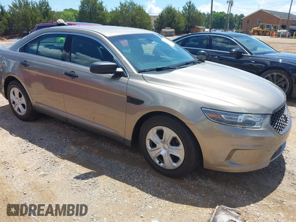 2016 Ford Police Interceptor z VIN 1FAHP2MKXGG116013, wystawiony jako IAAI lot #42237717 z przebiegiem 104 137 mil mil oraz . Historia ofert i sprzedaży dostępna na DreamBid. Obrazek 1.