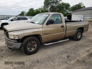 1996 Dodge 1500 z VIN 1B7HC16Y6TJ159102, wystawiony jako Copart lot #55502895 z przebiegiem 160 517 mil mil oraz Szkoda całkowita • Salvage title. Historia ofert i sprzedaży dostępna na DreamBid. Obrazek 1.