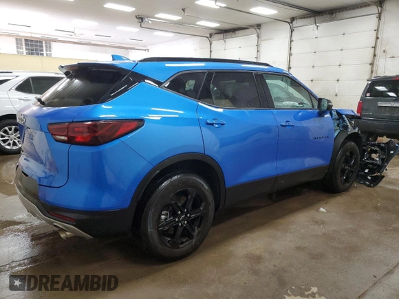 2024 Chevrolet Blazer LT с VIN 3GNKBDR44RS192617, выставлен на аукционе Copart как лот 44419055 с пробегом 8 726 миль миль и Списание • Salvage title. История ставок и продаж доступна на DreamBid. Изображение 3.