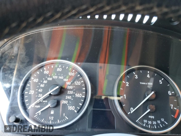 2010 BMW M3 with VIN WBSPM9C57AE202037, listed as a Copart auction lot 88361395 with 0 mi miles and Salvage Title. Bid and sale history available at carsss.com. Image 9.