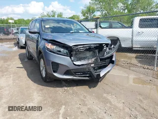 2020 Kia Sorento LX z VIN 5XYPGDA35LG640097, wystawiony jako IAAI lot #42266344 z przebiegiem 70 208 mil mil oraz . Historia ofert i sprzedaży dostępna na DreamBid. Obrazek 1.