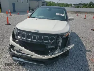 2018 Jeep Compass Limited z VIN 3C4NJDCB6JT206659, wystawiony jako Copart lot #58779315 z przebiegiem Nie podano mil oraz Szkoda całkowita • Salvage title. Historia ofert i sprzedaży dostępna na DreamBid. Obrazek 14.