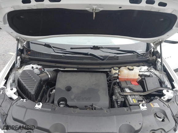 2019 Chevrolet Traverse LT Cloth with VIN 1GNERGKW0KJ221320, listed as a IAAI auction lot 41827836 with 151,893 mi miles. Bid and sale history available at carsss.com. Image 10.