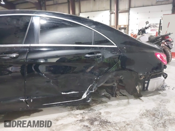2016 Mercedes-Benz CLS 63 S AMG with VIN WDDLJ7GB5GA171198, listed as a IAAI auction lot 41350797 with 87,002 mi miles and . Bid and sale history available at DreamBid. Image 18.
