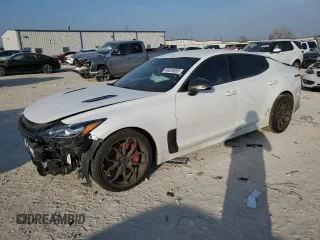 2021 Kia Stinger GT with VIN KNAE35LC4M6089359, listed as a Copart auction lot 44629085 with 27,759 mi miles and Clean Title. Bid and sale history available at carsss.com. Image 1.