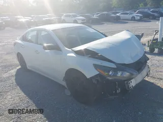 2017 Nissan Altima S z VIN 1N4AL3AP6HC208487, wystawiony jako IAAI lot #42332121 z przebiegiem 102 653 mil mil oraz . Historia ofert i sprzedaży dostępna na DreamBid. Obrazek 1.
