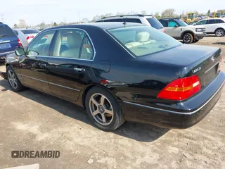 2003 Lexus LS 430 z VIN JTHBN30F430118670, wystawiony jako IAAI lot #42124056 z przebiegiem 226 117 mil mil oraz . Historia ofert i sprzedaży dostępna na DreamBid. Obrazek 3.