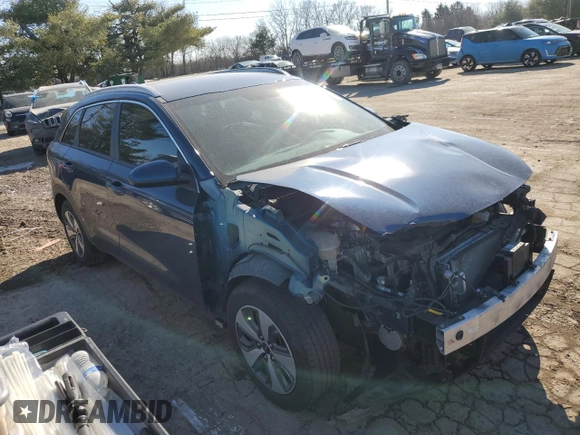2022 Kia Niro LXS with VIN KNDCB3LC1N5532916, listed as a Copart auction lot 42353255 with 0 mi miles and Salvage Title. Bid and sale history available at carsss.com. Image 4.