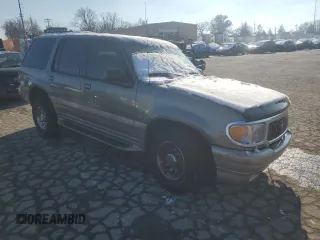 2001 Mercury Mountaineer with VIN 4M2ZU86P31UJ00676, listed as a Copart auction lot 82752844 with 160,886 mi miles and Salvage Title. Bid and sale history available at carsss.com. Image 4.