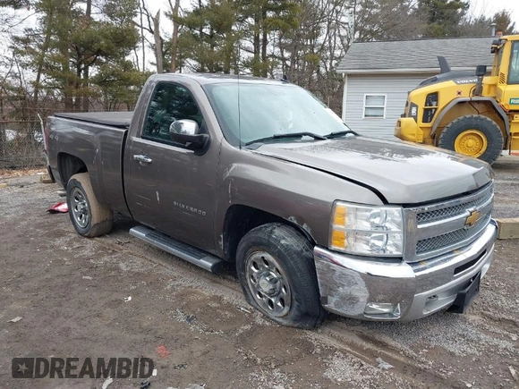 2012 Chevrolet Silverado 1500 LT with VIN 1GCNKSE00CZ326935, listed as a IAAI auction lot 41445520 with 121,035 mi miles. Bid and sale history available at carsss.com. Image 1.