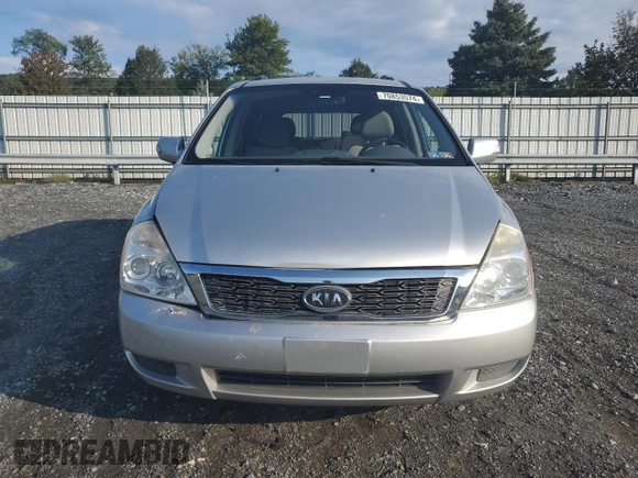 2012 Kia Sedona LX with VIN KNDMG4C78C6434391, listed as a Copart auction lot 70853574 with 127,359 mi miles and Salvage Title. Bid and sale history available at carsss.com. Image 5.