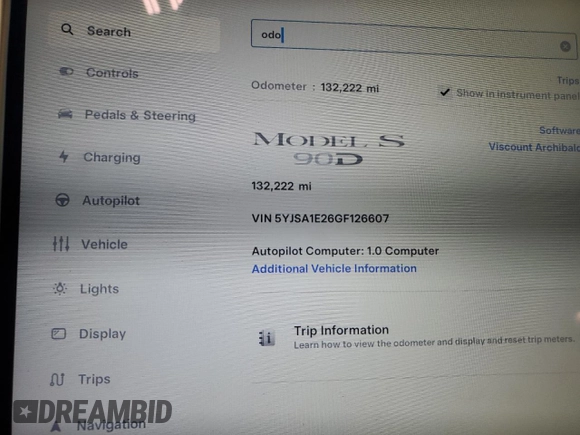 2016 Tesla Model S 90D with VIN 5YJSA1E26GF126607, listed as a Copart auction lot 61333845 with 132,222 mi miles and Non repairable. Bid and sale history available at DreamBid. Image 9.