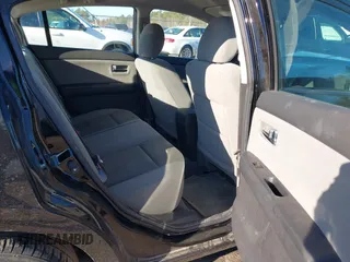 2012 Nissan Sentra SR with VIN 3N1AB6AP1CL607371, listed as a IAAI auction lot 41990056 with 67,402 mi miles and . Bid and sale history available at DreamBid. Image 8.