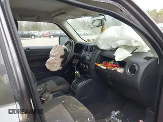 2015 Jeep Patriot Sport с VIN 1C4NJRBB4FD169963, выставлен на аукционе IAAI как лот 41838585 с пробегом 80 278 миль миль и . История ставок и продаж доступна на DreamBid. Изображение 5.