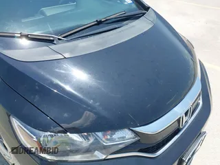 2020 Honda Fit LX z VIN 3HGGK5H45LM733449, wystawiony jako IAAI lot #42388666 z przebiegiem 28 064 mil mil oraz . Historia ofert i sprzedaży dostępna na DreamBid. Obrazek 6.