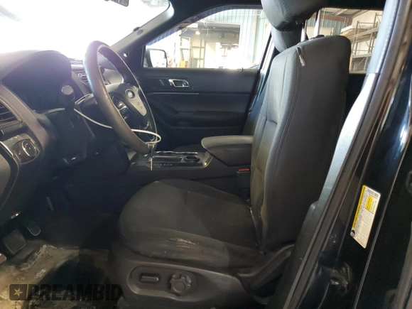 2017 Ford Police Interceptor Utility с VIN 1FM5K8AR3HGD60017, выставлен на аукционе Copart как лот 61681705 с пробегом 157 845 миль миль и Чистый • Clean title. История ставок и продаж доступна на DreamBid. Изображение 7.