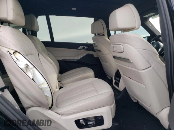 2024 BMW X7 M60i with VIN 5UX33EM02R9S12112, listed as a Copart auction lot 88053915 with 82,393 mi miles and Salvage Title. Bid and sale history available at carsss.com. Image 12.