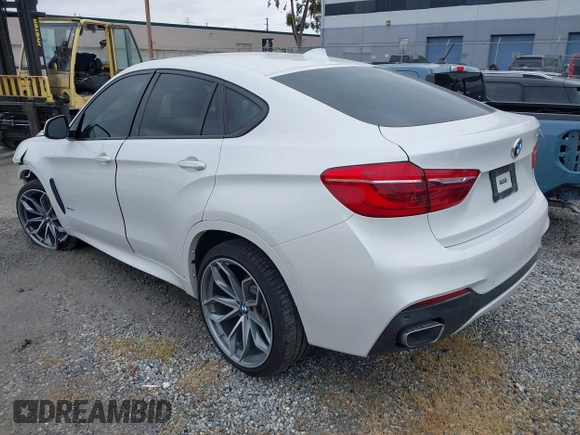 2018 BMW X6 xDrive35i with VIN 5UXKU2C5XJ0X50408, listed as a IAAI auction lot 41798784 with 69,134 mi miles. Bid and sale history available at carsss.com. Image 3.