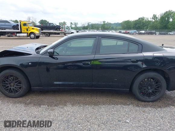2013 Dodge Charger Police с VIN 2C3CDXAG1DH521921, выставлен на аукционе IAAI как лот 42504902 с пробегом 121 627 миль миль и . История ставок и продаж доступна на DreamBid. Изображение 15.