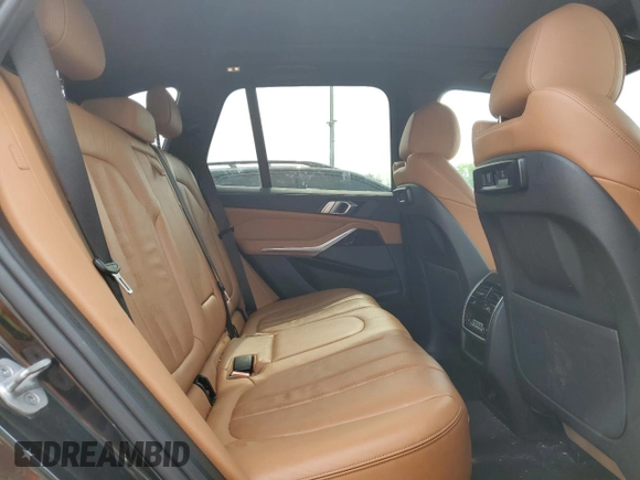 2021 BMW X5 xDrive40i z VIN 5UXCR6C05M9E78676, wystawiony jako Copart lot #60026475 z przebiegiem 50 772 mil mil oraz Szkoda całkowita • Salvage title. Historia ofert i sprzedaży dostępna na DreamBid. Obrazek 11.
