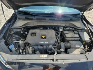 2021 Hyundai Kona SE z VIN KM8K12AA7MU726084, wystawiony jako Copart lot #58722035 z przebiegiem 71 427 mil mil oraz Szkoda całkowita • Salvage title. Historia ofert i sprzedaży dostępna na DreamBid. Obrazek 11.