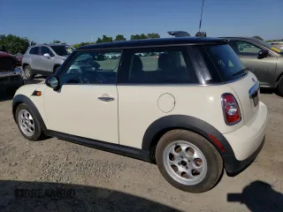 2013 MINI Cooper Hardtop with VIN WMWSU3C55DT678850, listed as a Copart auction lot 54040175 with 148,453 mi miles and Clean Title. Bid and sale history available at carsss.com. Image 2.