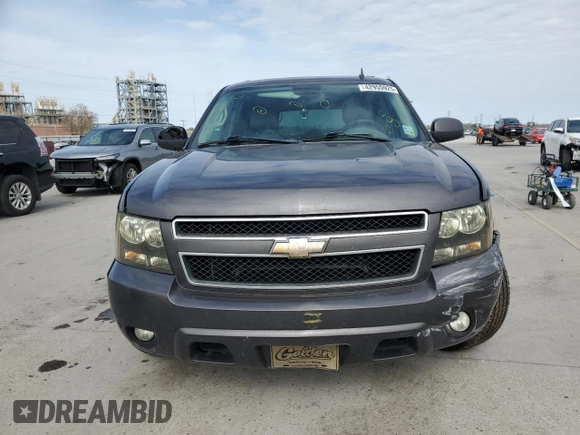 2010 Chevrolet Suburban LT with VIN 1GNUCJE06AR291731, listed as a Copart auction lot 42955925 with 256,389 mi miles and Salvage Title. Bid and sale history available at carsss.com. Image 5.
