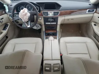 2014 Mercedes-Benz E 350 Luxury z VIN WDDHF8JB0EA983897, wystawiony jako Copart lot #44218125 z przebiegiem 53 786 mil mil oraz Szkoda całkowita • Salvage title. Historia ofert i sprzedaży dostępna na DreamBid. Obrazek 8.