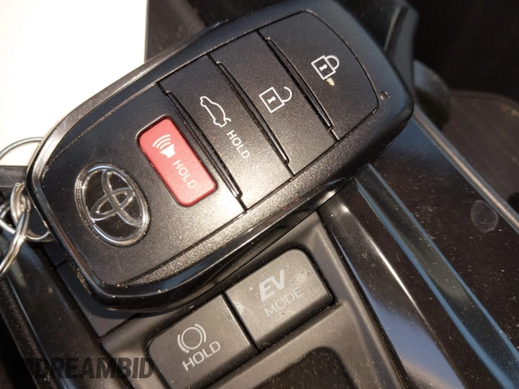2025 Toyota Camry LE with VIN 4T1DAACK5SU068576, listed as a IAAI auction lot 41746222 with 3,674 mi miles and . Bid and sale history available at DreamBid. Image 11.