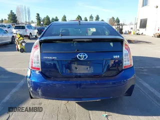 2015 Toyota Prius Four z VIN JTDKN3DU7F1933258, wystawiony jako IAAI lot #41219807 z przebiegiem 257 853 mil mil oraz . Historia ofert i sprzedaży dostępna na DreamBid. Obrazek 16.