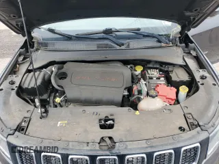 2021 Jeep Compass Limited z VIN 3C4NJDCB8MT604489, wystawiony jako Copart lot #55817885 z przebiegiem 49 357 mil mil oraz Czysty tytuł • Clean title. Historia ofert i sprzedaży dostępna na DreamBid. Obrazek 12.