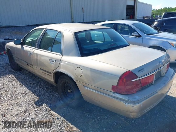 1999 Mercury Grand Marquis GS z VIN 2MEFM74W6XX626426, wystawiony jako IAAI lot #42231219 z przebiegiem 121 406 mil mil oraz . Historia ofert i sprzedaży dostępna na DreamBid. Obrazek 6.