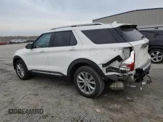 2024 Ford Explorer Limited with VIN 1FMSK8FH5RGA74870, listed as a Copart auction lot 84684064 with 17,073 mi miles and Salvage Title. Bid and sale history available at carsss.com. Image 2.