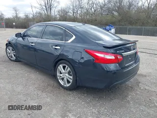 2016 Nissan Altima SR with VIN 1N4BL3AP5GC279974, listed as a IAAI auction lot 41944803 with 133,440 mi miles and . Bid and sale history available at carsss.com. Image 3.