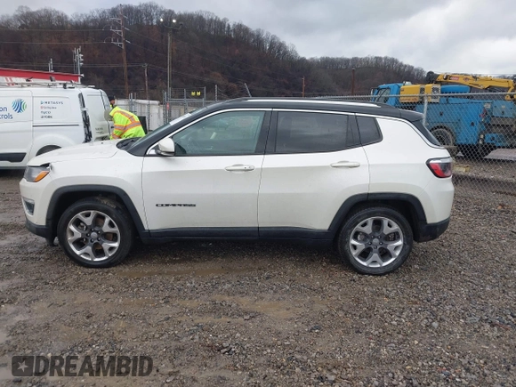 2021 Jeep Compass Limited with VIN 3C4NJCCB9MT597434, listed as a IAAI auction lot 41580549 with 51,549 mi miles. Bid and sale history available at carsss.com. Image 13.