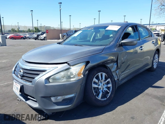 2015 Nissan Altima 2.5 S with VIN 1N4AL3AP4FN872532, listed as a IAAI auction lot 42019528 with 164,966 mi miles. Bid and sale history available at carsss.com. Image 2.