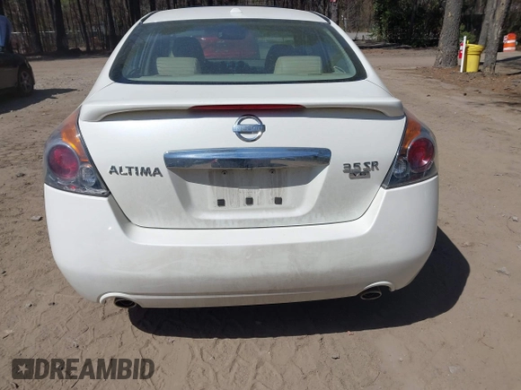 2010 Nissan Altima 3.5 SR with VIN 1N4BL2AP8AN538141, listed as a IAAI auction lot 41886965 with 156,364 mi miles. Bid and sale history available at carsss.com. Image 17.