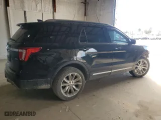 2017 Ford Explorer XLT with VIN 1FM5K8D80HGD51570, listed as a Copart auction lot 46786085 with 122,612 mi miles and Salvage Title. Bid and sale history available at carsss.com. Image 3.