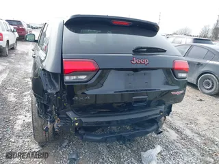 2019 Jeep Grand Cherokee Trailhawk with VIN 1C4RJFLTXKC696820, listed as a IAAI auction lot 41443851 with 50,848 mi miles. Bid and sale history available at carsss.com. Image 17.