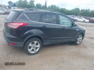 2013 Ford Escape SE z VIN 1FMCU9GX0DUC58800, wystawiony jako IAAI lot #42779098 z przebiegiem 112 542 mil mil oraz . Historia ofert i sprzedaży dostępna na DreamBid. Obrazek 4.