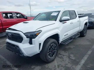 2024 Toyota Tacoma 4WD SR5 with VIN 3TYLB5JNXRT007339, listed as a IAAI auction lot 41432778 with 4,038 mi miles. Bid and sale history available at carsss.com. Image 17.