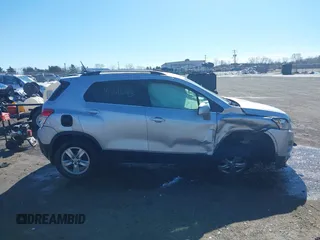 2015 Chevrolet Trax LT with VIN 3GNCJRSB8FL255740, listed as a IAAI auction lot 41561643 with 144,671 mi miles. Bid and sale history available at carsss.com. Image 13.