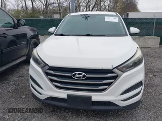 2018 Hyundai Tucson SE with VIN KM8J23A46JU625168, listed as a IAAI auction lot 41877146 with 152,572 mi miles. Bid and sale history available at carsss.com. Image 12.