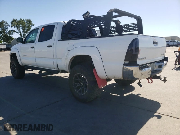 2013 Toyota Tacoma z VIN 3TMMU4FNXDM050603, wystawiony jako Copart lot #57648055 z przebiegiem 224 773 mil mil oraz Czysty tytuł • Clean title. Historia ofert i sprzedaży dostępna na DreamBid. Obrazek 2.